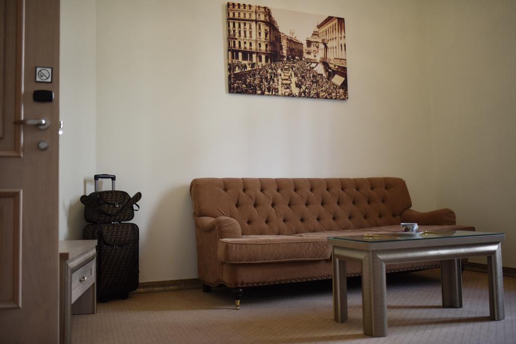 Euro Hotel Grivita Bucarest Extérieur photo